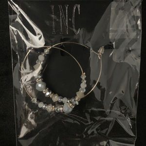 *IN PACKAGE* International Concepts Hoops
